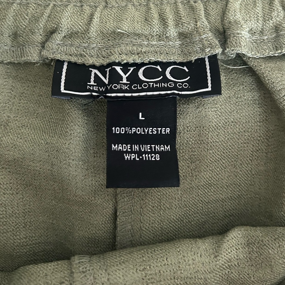 NYCC Large Olive Green Casual Pull On Shorts - Picture 2 of 5